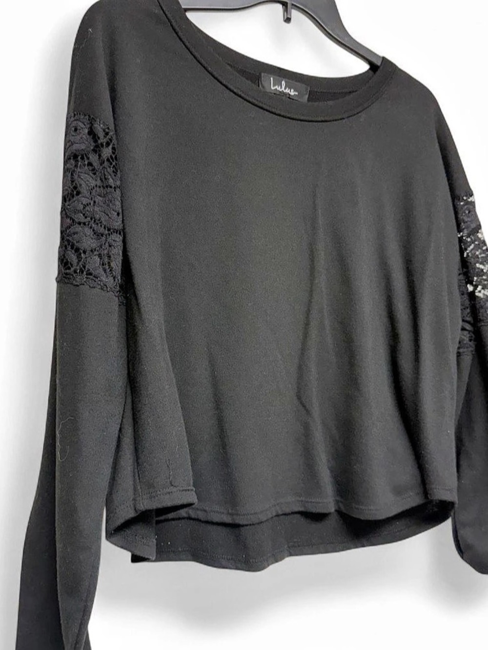 Lulus Black Lace Sleeve Long Sleeve Top Size Medium Like New